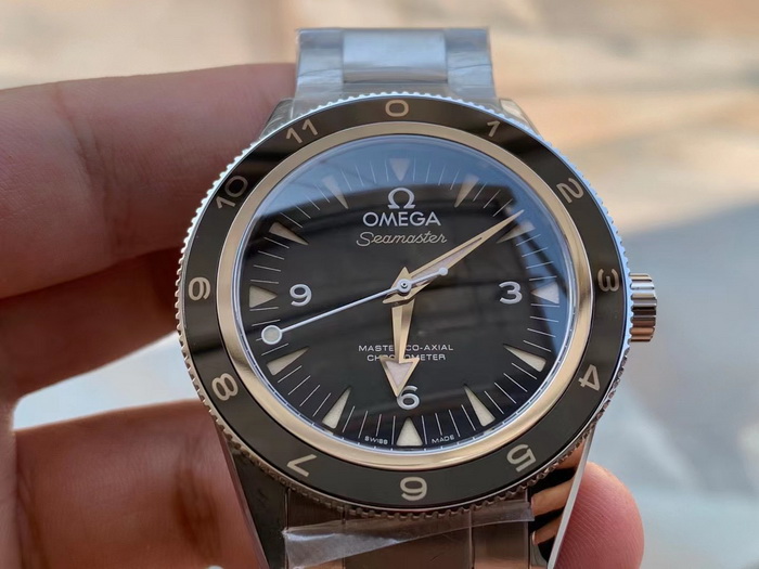 Review of VS Factory Omega Seamaster 007 Spectre Limited Edition Watch 第8张