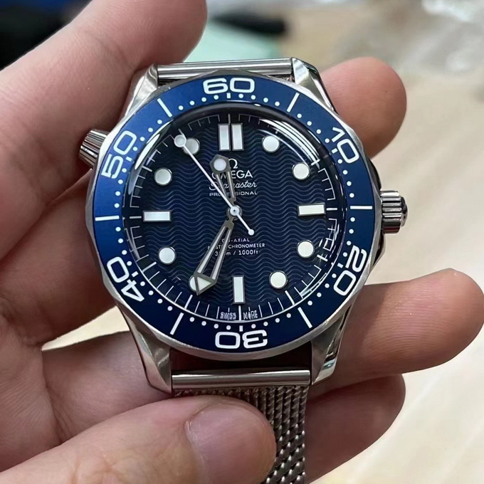 vs Factory Omega Seamaster 300 60th James Bond 007 Special Edition Review 第4张