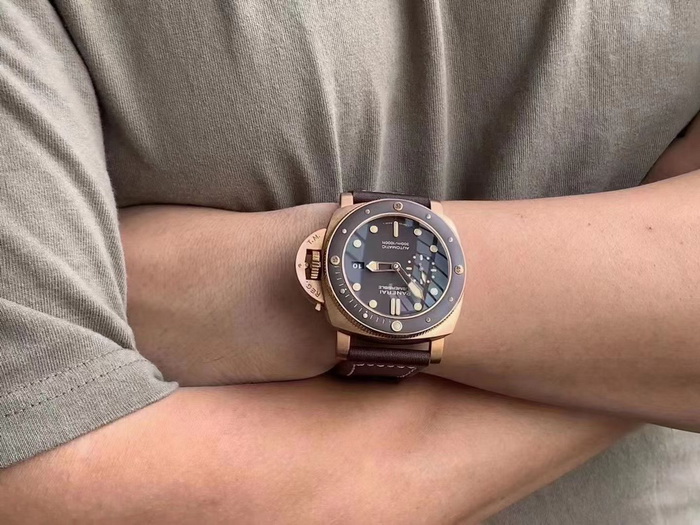 Is the VS Factory's Panerai bronze watch PAM00968 worth buying 第3张