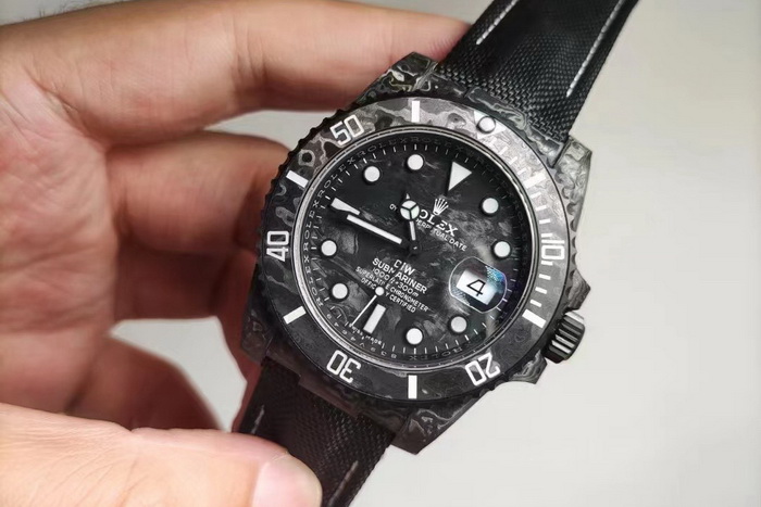 Detailed Introduction of the VS Factory Reproduction DIW Carbon Fiber Rolex Submariner 第6张