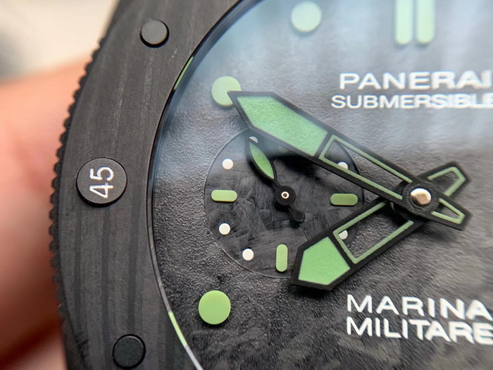 VS Factory Panerai SUBMERSIBLE PAM00961 Carbon Fiber Watch Review 第6张