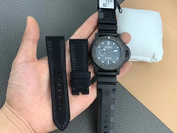 Introduction to the VS Factory Reproduction Panerai PAM00979 Carbon Fiber Watch 第1张