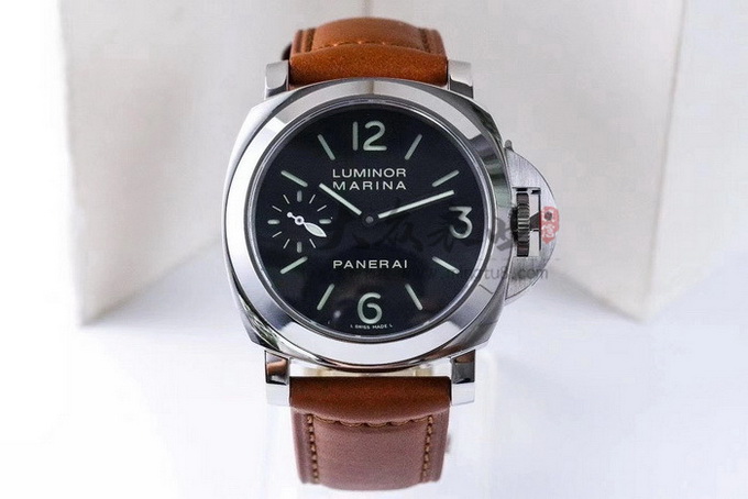 VS Factory (XF) Top Replicated Panerai PAM00111 Watch Compared with Genuine Review 第1张