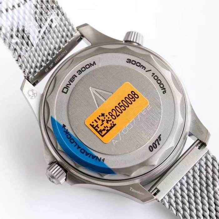 VS factory Omega Seamaster series 210.90.42.20.01.001 (007 version watch) 第6张