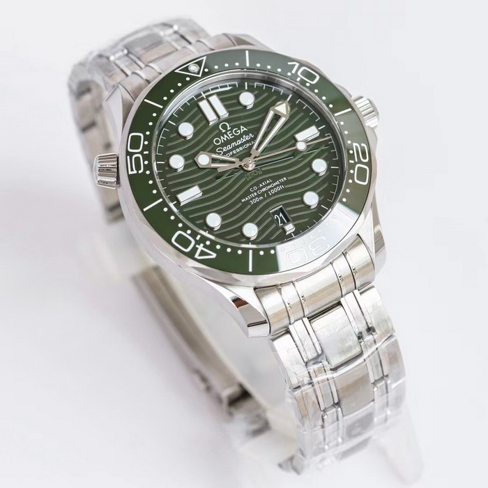 Introduction to VS Factory Omega Seamaster (Green) 210.30.42.20.10.001 Watch 第3张