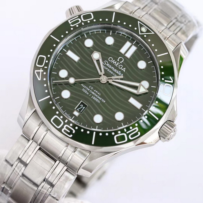 Introduction to VS Factory Omega Seamaster (Green) 210.30.42.20.10.001 Watch 第4张