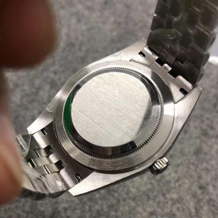 Introduction to the VS Factory Rolex Datejust 41mm (Green Roman Numerals) 126334-0022 第5张