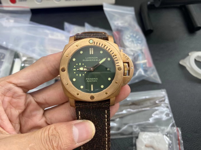 The Bronze King of Watches: Detailed Introduction to VS Factory Reproduction Panerai PAM00382 第2张