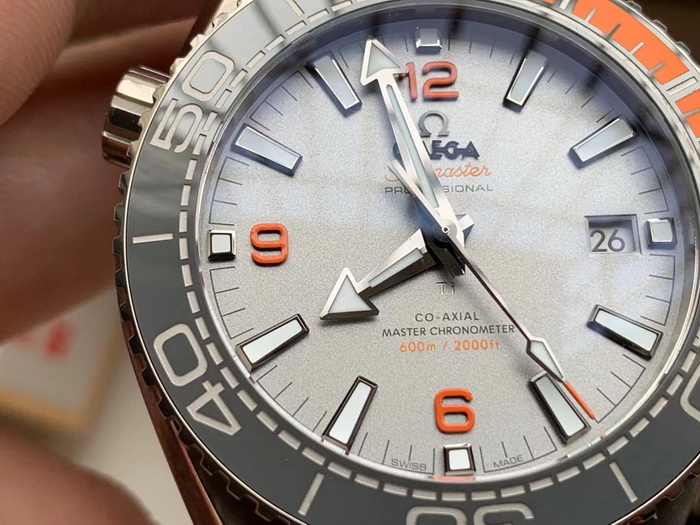 Introduction to VS Factory Omega Seamaster 1/4 Orange Titanium Metal 215.92.44.21.99.001 第2张