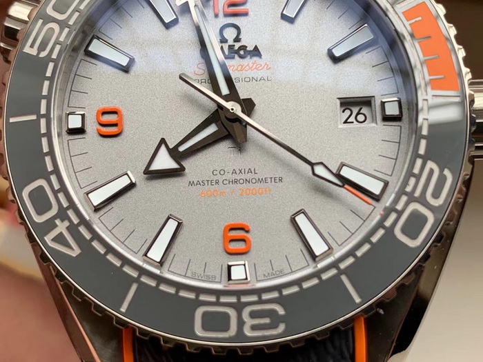 Introduction to VS Factory Omega Seamaster 1/4 Orange Titanium Metal 215.92.44.21.99.001 第3张