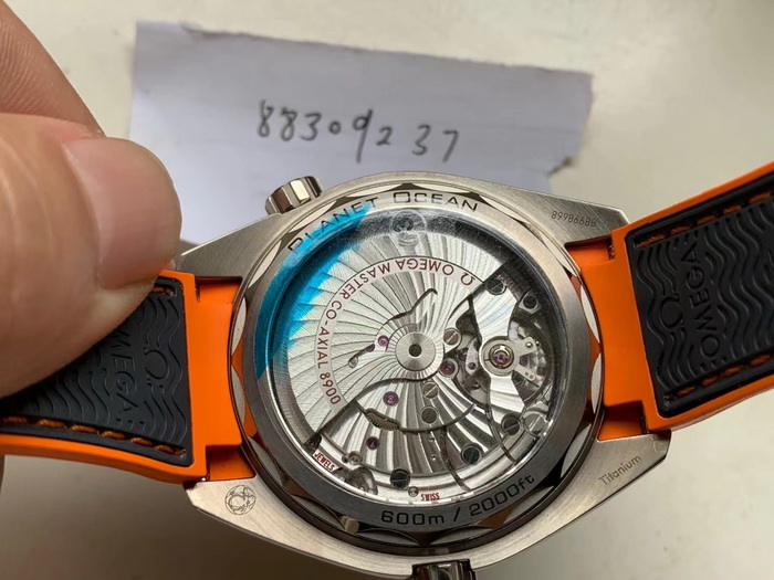 Introduction to VS Factory Omega Seamaster 1/4 Orange Titanium Metal 215.92.44.21.99.001 第6张