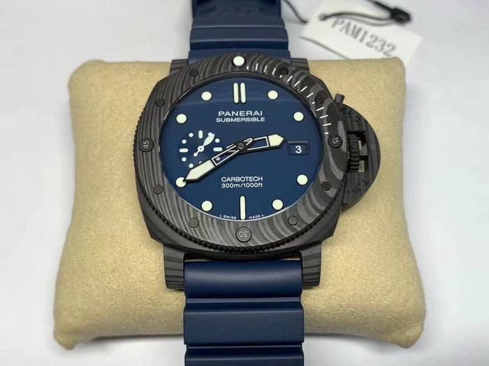 Introduction to the VS Factory Panerai PAM01232 Carbon Fiber Replica Watch 第4张