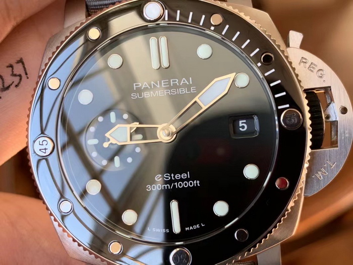 Introduction to the Top Replica of Panerai PAM01288 by VS Factory 第5张