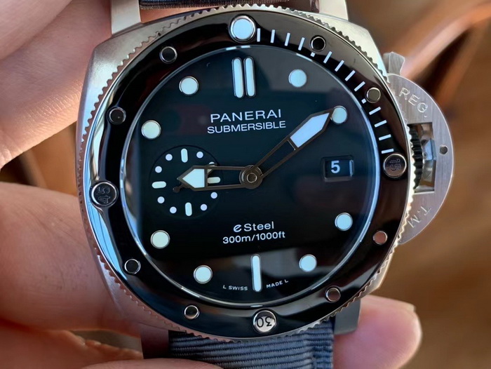 Introduction to the Top Replica of Panerai PAM01288 by VS Factory 第3张