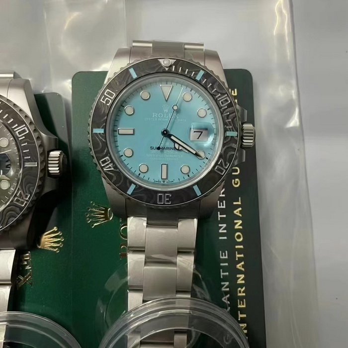 Introduction to VS Factory Rolex DIW CARBON SEA-DWELLER Tiffany Blue Replica 第1张