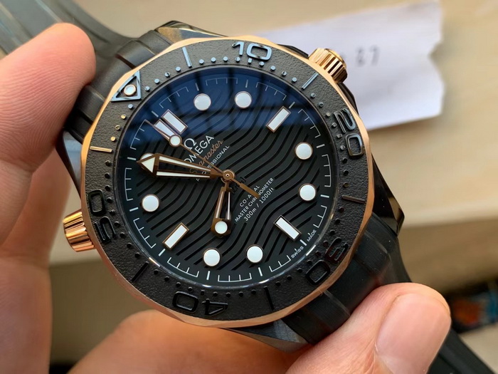 Introduction to the VS Factory Omega Seamaster 300 Series 210.62.44.20.01.001 Replica Watch 第5张