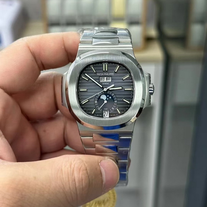 ZF Factory PATEK PHILIPPE Nautilus 5726S Replica Watch: Pictures and Price Introduction 第2张