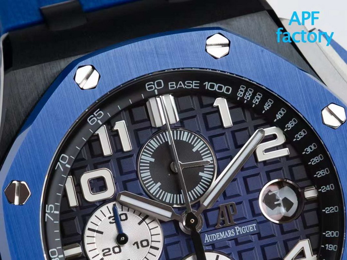 Introduction to the APF Factory's Replica AP Royal Oak Offshore Series 26420CE.OO.A043VE.01 Watch 第4张