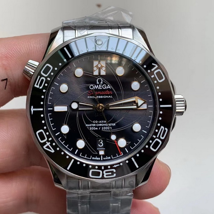 Top Replica Omega SEAMASTER DIVER 300M 210.22.42.20.01.003 James Bond 007 Limited Edition for Sale: 第2张