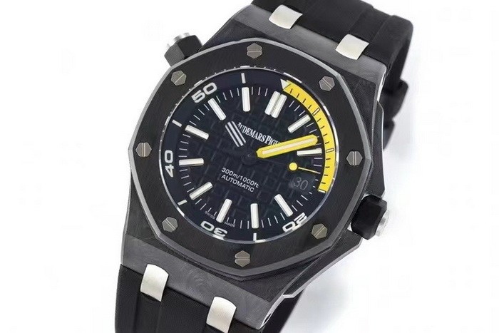 AP Offshore 15706AU.OO.A002CA.01 replica watch for sale 第2张