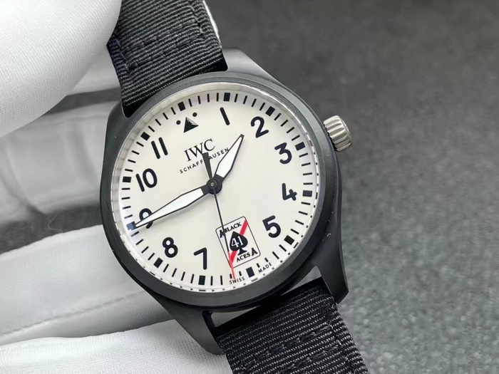 M+ factory replica of IWC IW326905 PILOT’S WATCH AUTOMATIC 41 BLACK ACES 第3张