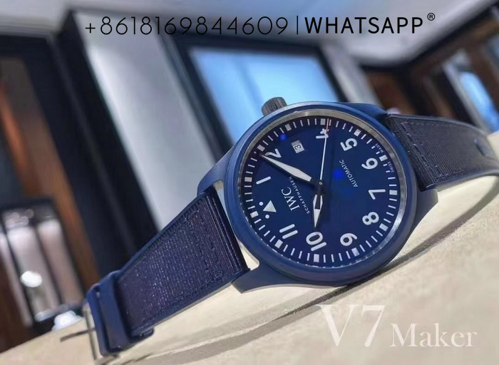 V7 factory clone IWC IW328101 PILOT’S WATCH Blue Ceramic Watch for Sale 第3张