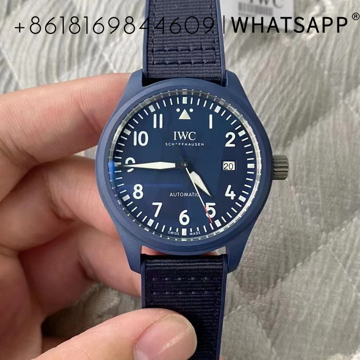 V7 factory clone IWC IW328101 PILOT’S WATCH Blue Ceramic Watch for Sale 第6张