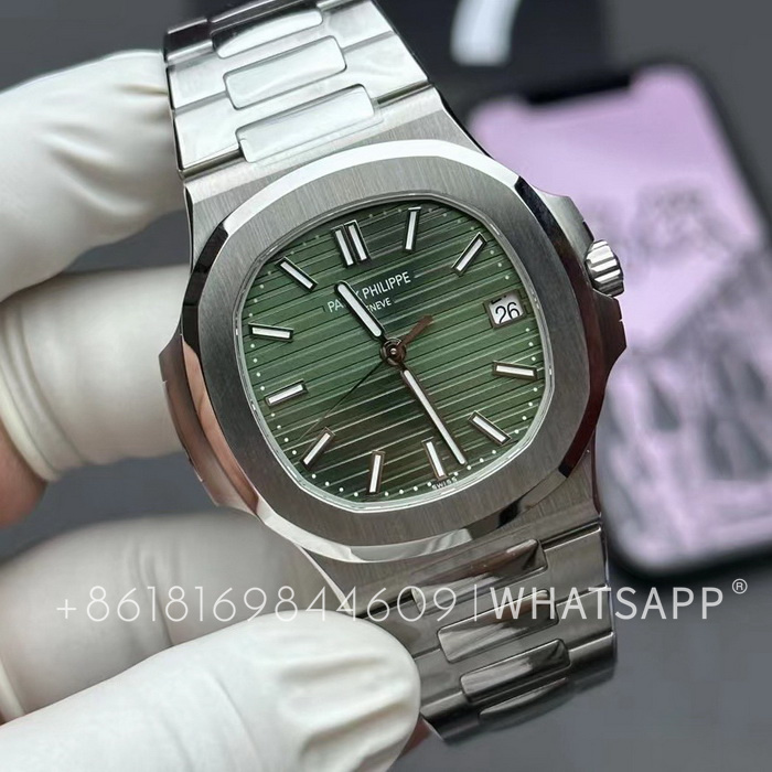 The 3K Factory Clone Patek Philippe Nautilus Green 5711/1A-014 Watch for Sale 第4张