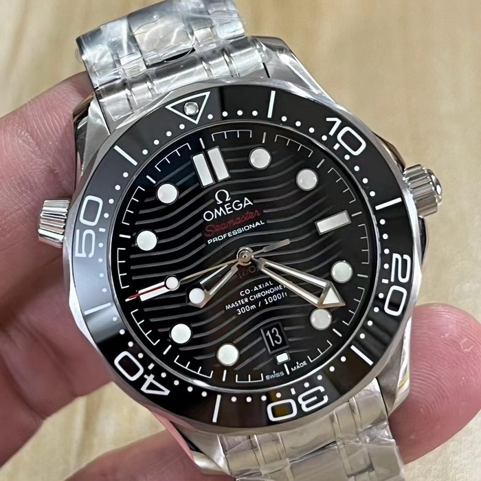 VS Factory Omega Seamaster DIVER 300M 210.30.42.20.01.001 Replica Watch Sales 第5张