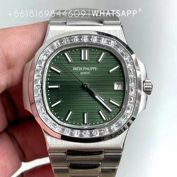 Replica Patek Philippe Nautilus 5711/1300A-001 with Diamonds for Sale at 3k Factory 第2张