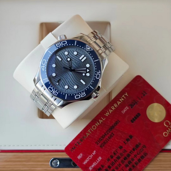 Introduction to the VS Factory Omega Seamaster Diver 300 210.30.42.20.06.001 Replica Watch 第2张