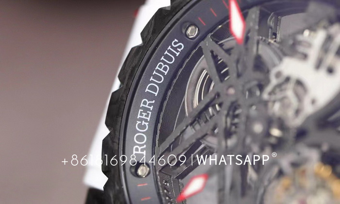 BBR Factory Clone ROGER DUBUIS EXCALIBUR DBEX0577 Carbon Fiber Watch Sales 第5张