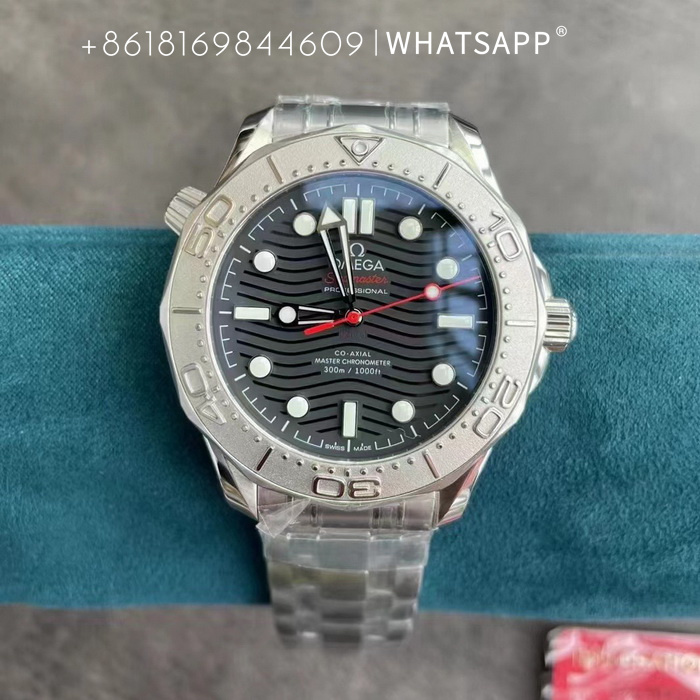 VS Factory Omega SEAMASTER DIVER 300M NEKTON EDITION Replica Watch Introduction 第1张