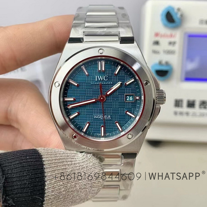 IWC IW328903 INGENIEUR AUTOMATIC 40 Replica Watch for Sale 第2张