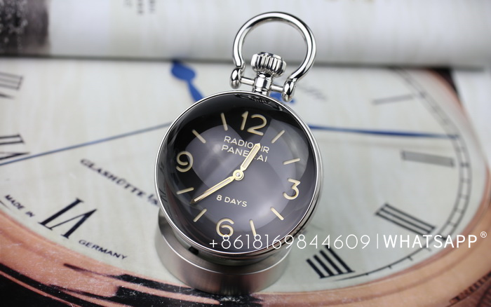 Image sharing of top-grade clone Panerai PAM00581 desk clock (craftsmanship) 第3张