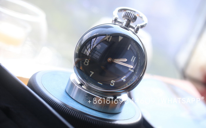 Introduction of top-grade clone Panerai PAM00651 desk clock (craftsmanship) 第2张