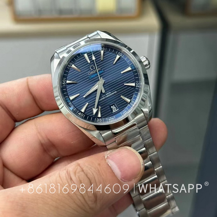 Introducing the VS Factory Omega SeaMaster AQUA TERRA 150M 220.10.41.21.03.001 (blue) Watch 第2张