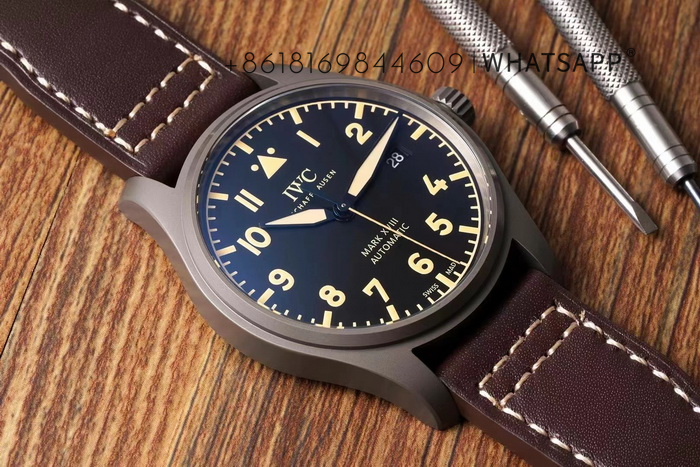 Introduction to the IWC PILOT’S WATCH IW327006 Titanium Mark 18 Replica 第5张