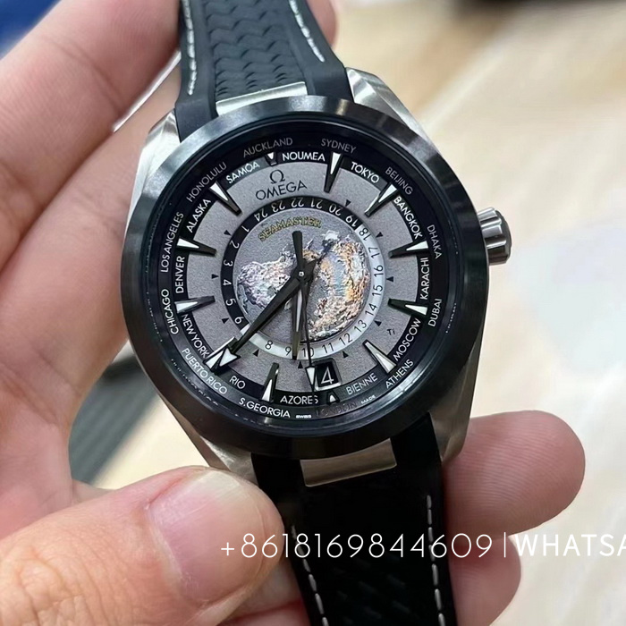 VS Factory Replica Omega SEAMASTER GMT WORLDTIMER 220.92.43.22.99.001 Picture Introduction 第2张