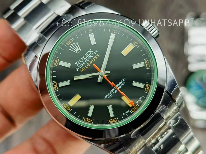 Top Replica Rolex Oyster Perpetual Milgauss 116400GV-0001 (green) for Sale 第8张