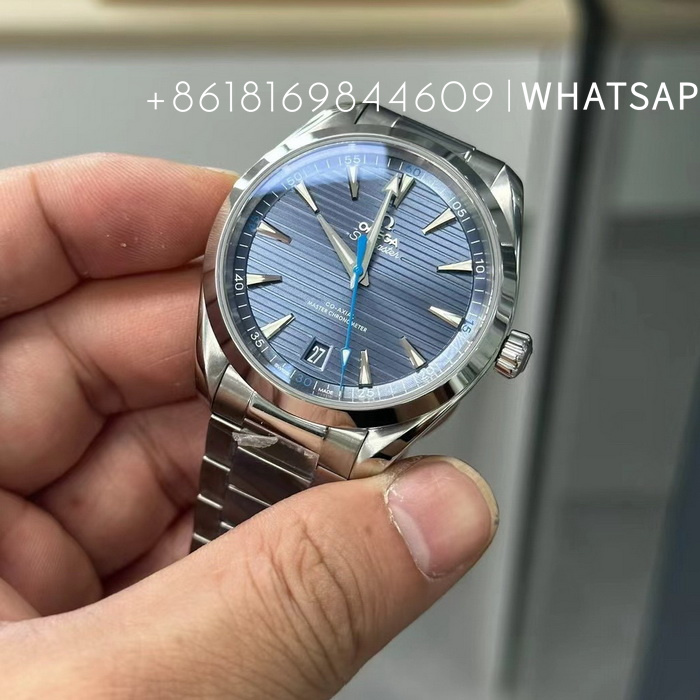 Omega Seamaster Aqua Terra 150M 220.10.41.21.03.002 Replica Watch Introduction 第3张