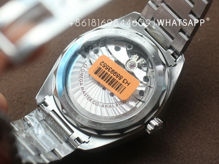 Top replica Omega Seamaster AQUA TERRA 150M 220.10.41.21.06.001 (gray) watch image 第9张