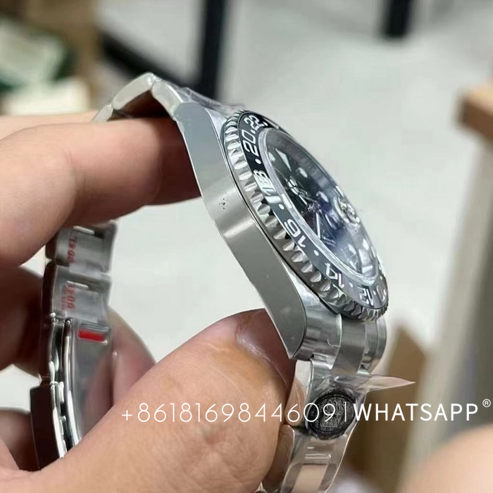 C Factory Rolex OYSTER PERPETUAL GMT-Master II 126710-0003 Replica Watch Introduction 第6张