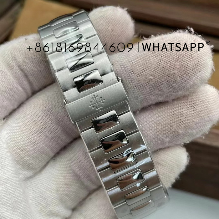 3K Factory Patek Philippe NAUTILUS 5711/1A-018 (Tiffany Collaboration) Limited Edition Replica Watch Sales 第11张