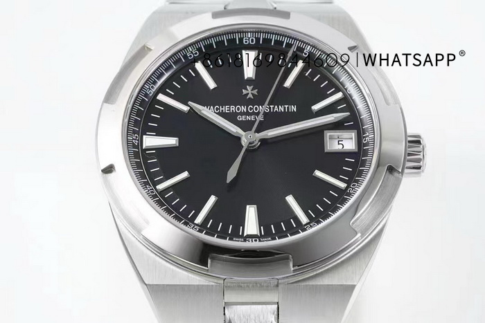 ZF Factory Vacheron Constantin OVERSEAS 4520V/210A-B483 replica watches for sale 第2张