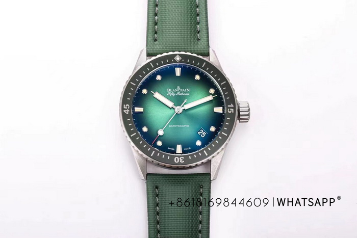 Blancpain FIFTY FATHOMS Bathyscaphe 5000-1153-H52A Reissue Watch for Sale 第1张