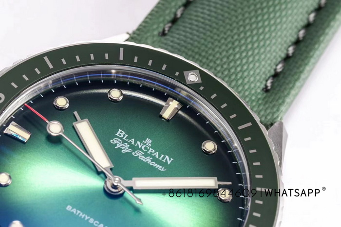 Blancpain FIFTY FATHOMS Bathyscaphe 5000-1153-H52A Reissue Watch for Sale 第3张