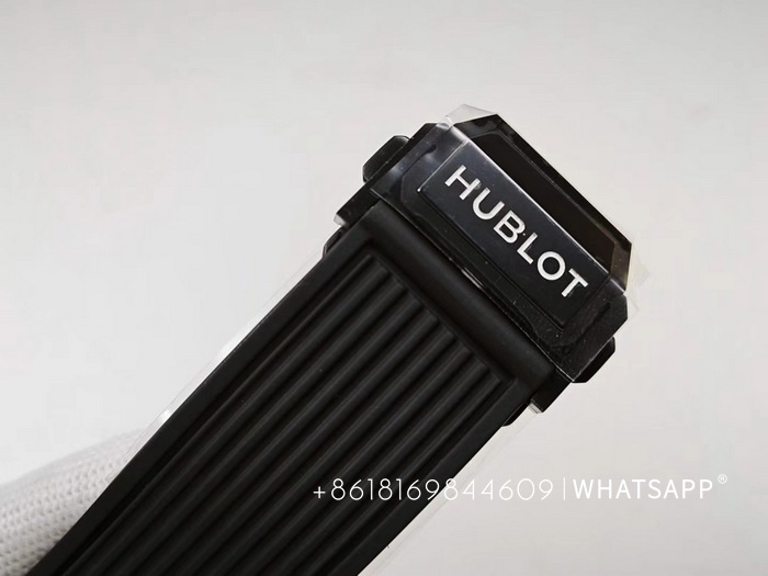 Introduction to Hublot BIG BANG UNICO 44 MM 421.CI.1170.RX (BLACK MAGIC) replica watch 第9张