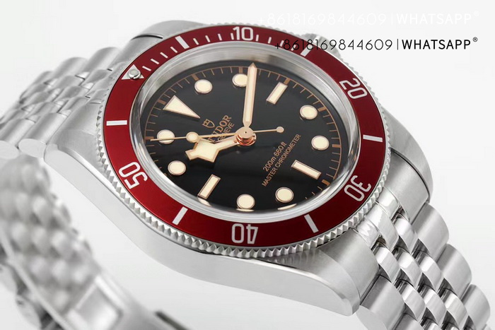 Introduction to the top-grade replica Tudor BLACK BAY M7941A1A0RU-0003 (41mm) watch 第6张