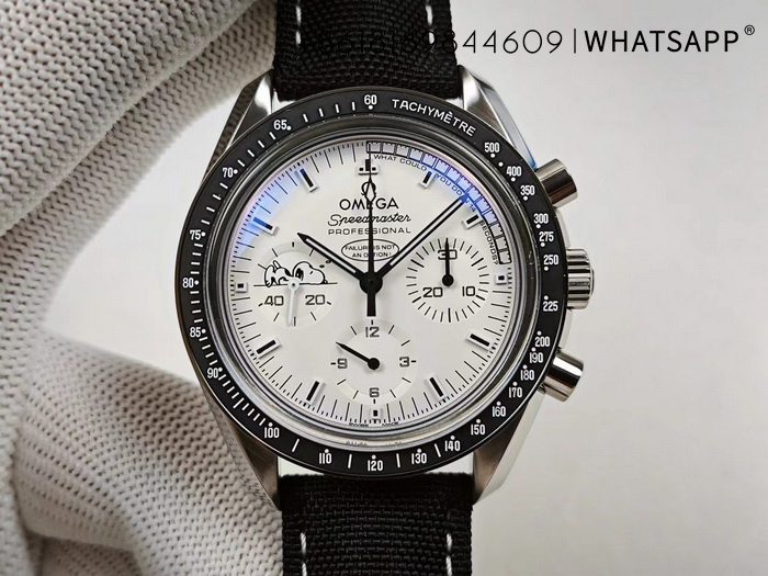 Omega SPEEDMASTER MOONWATCH PROFESSIONAL 311.32.42.30.04.003 Replica Watch Sales 第2张